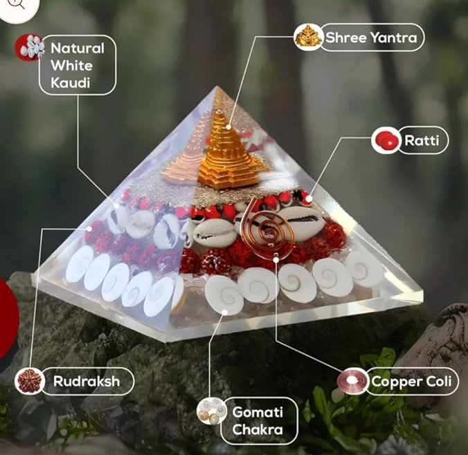 Crystal Gomati Chakra Shree Yantra Pyramid